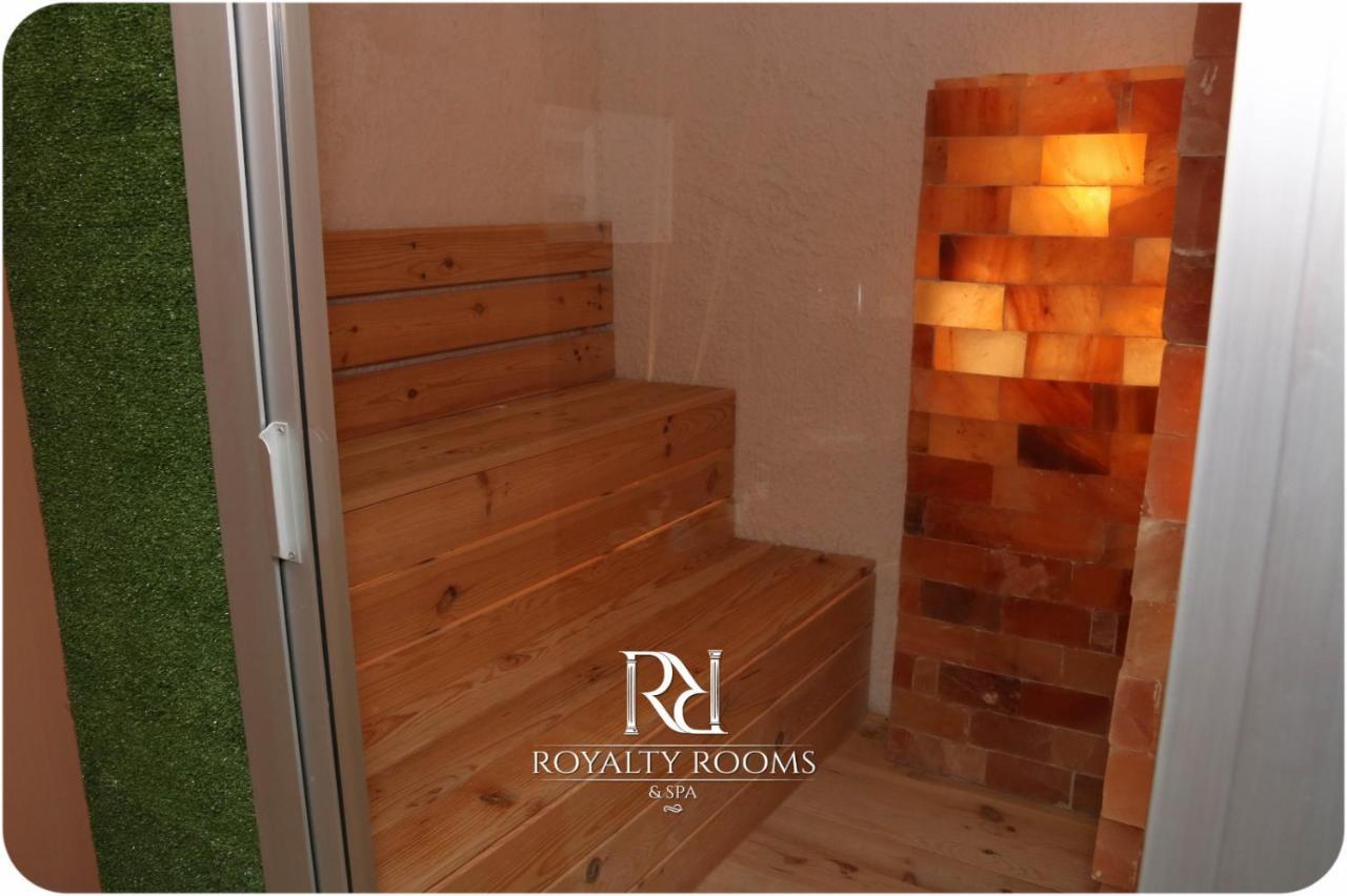 Royalty Rooms & Spa 那不勒斯 外观 照片