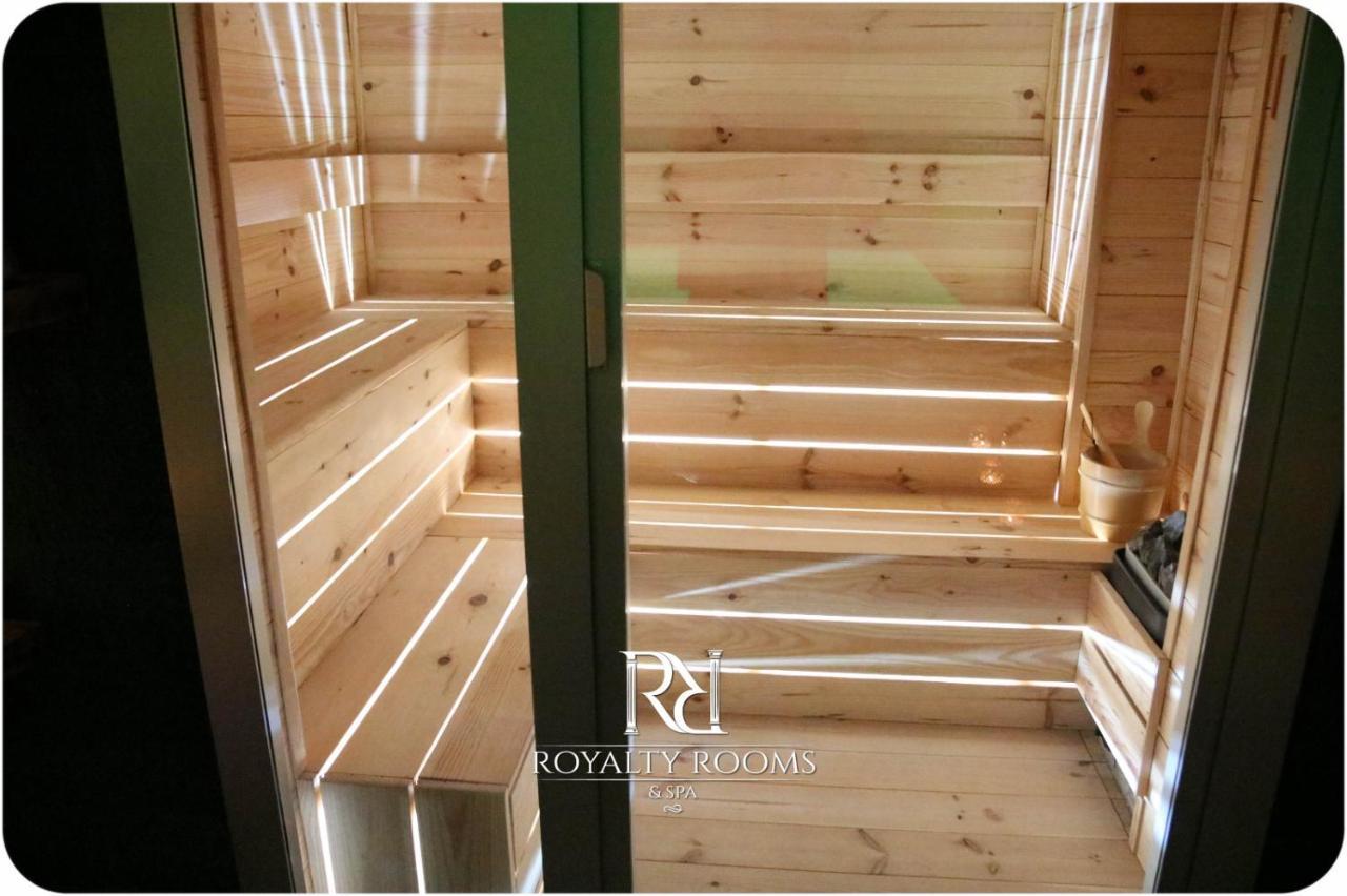 Royalty Rooms & Spa 那不勒斯 外观 照片