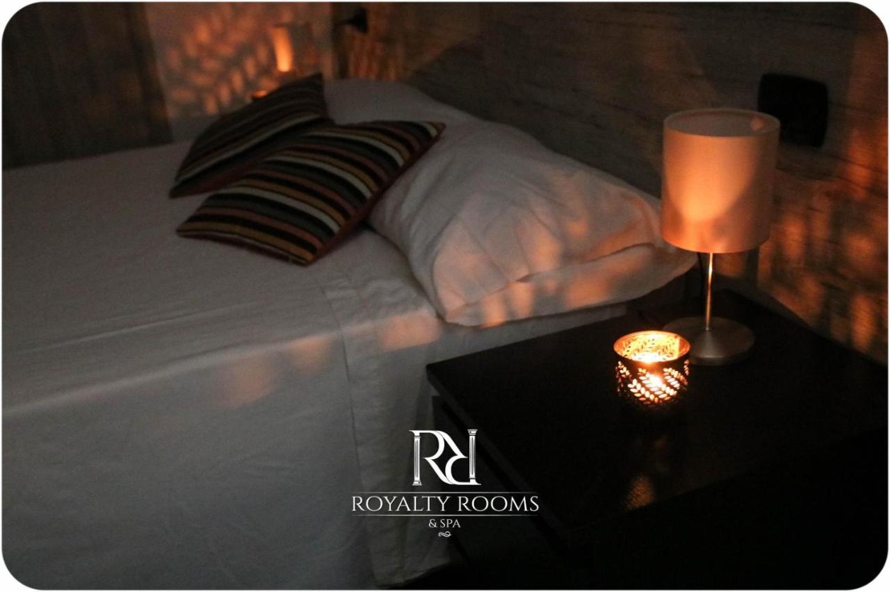Royalty Rooms & Spa 那不勒斯 外观 照片