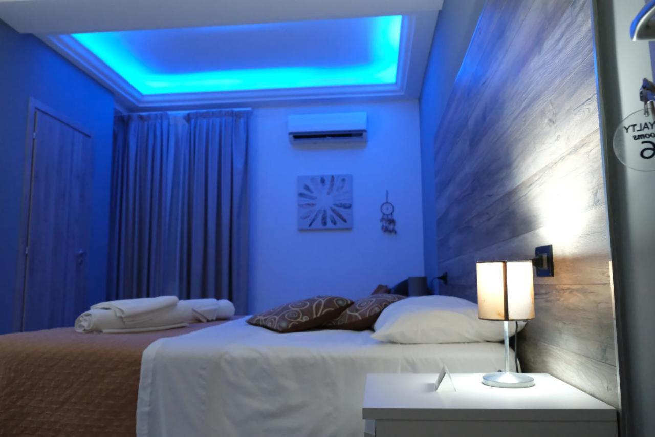 Royalty Rooms & Spa 那不勒斯 外观 照片
