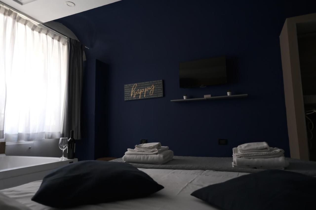 Royalty Rooms & Spa 那不勒斯 外观 照片