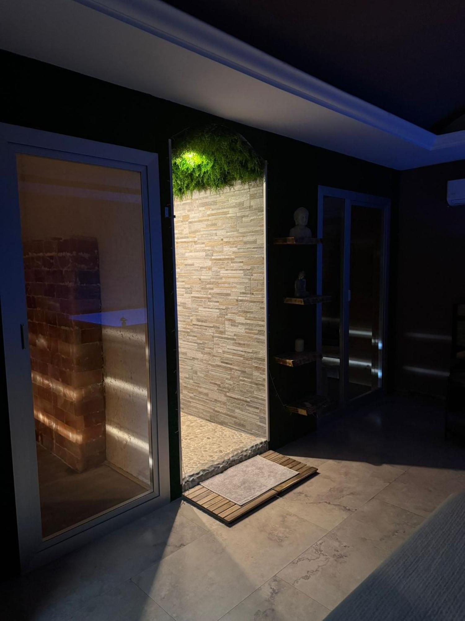Royalty Rooms & Spa 那不勒斯 外观 照片