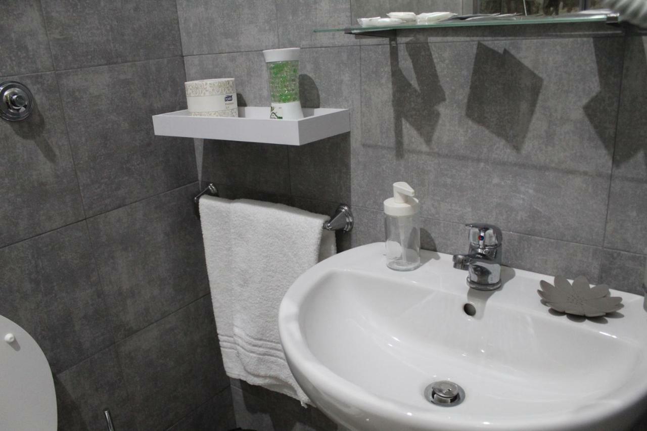 Royalty Rooms & Spa 那不勒斯 外观 照片