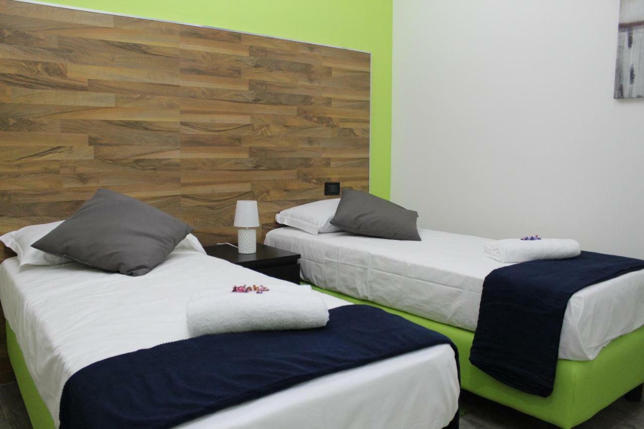 Royalty Rooms & Spa 那不勒斯 外观 照片